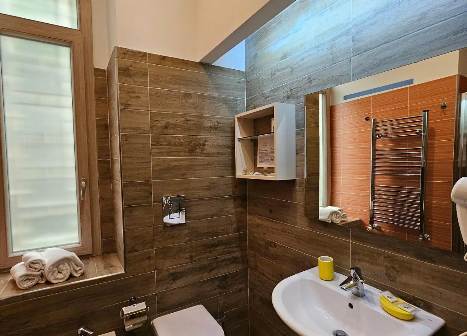 Wanda Bed&Breakfast Naples 2*,  Italy